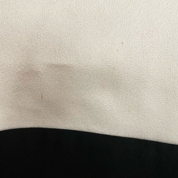 Alice + Olivia Black and White Color Block Cap Sleeve Dress 2 - Picture 5 of 9